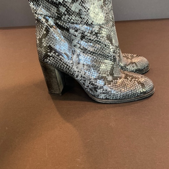 Free People x Vero Cuoio Dakota Over The Knee Snake Boots EU 38.5 Leather - Picture 5 of 15